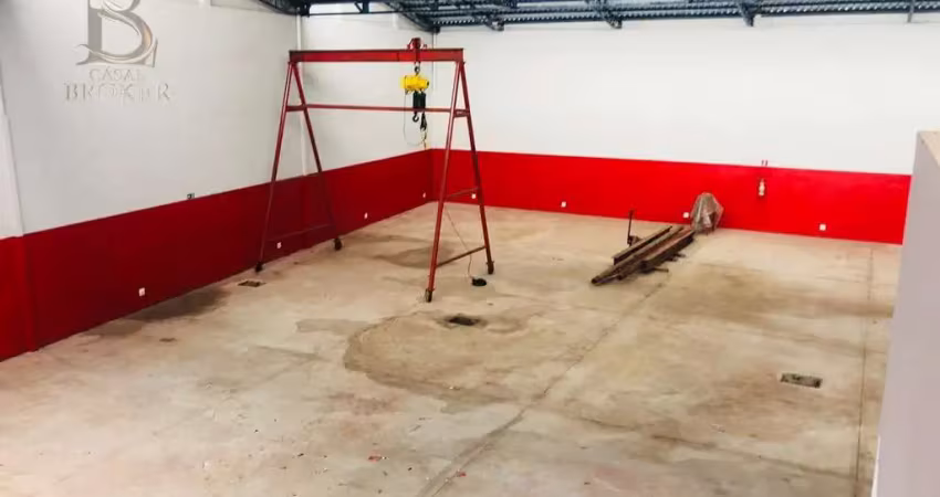 Galpão / depósito / armazém para alugar em jóquei clube de 600.00m² com 4 garagens