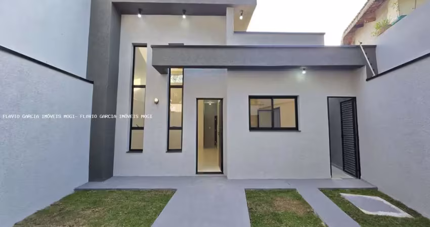 Casa para venda em jardim esperança de 158.00m² com 3 quartos, 1 suite e 2 garagens