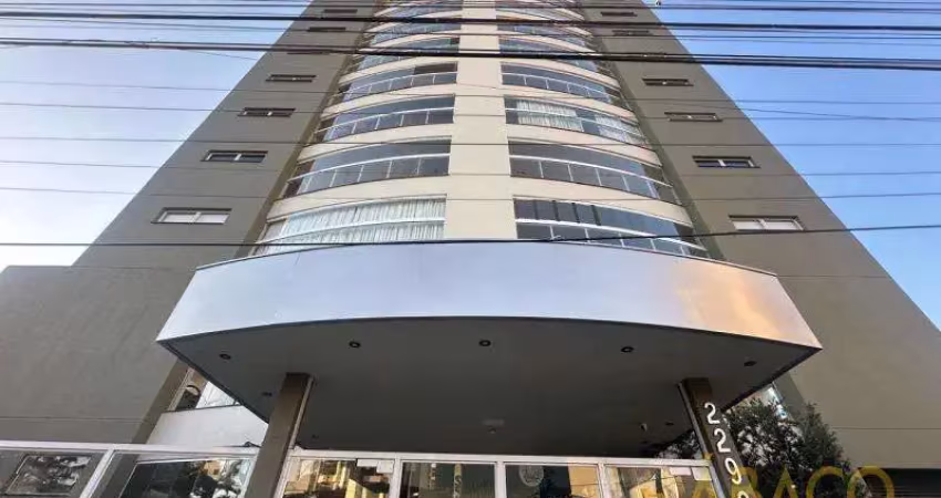 Apartamento para alugar em centro de 80.00m² com 3 quartos, 1 suite e 3 garagens