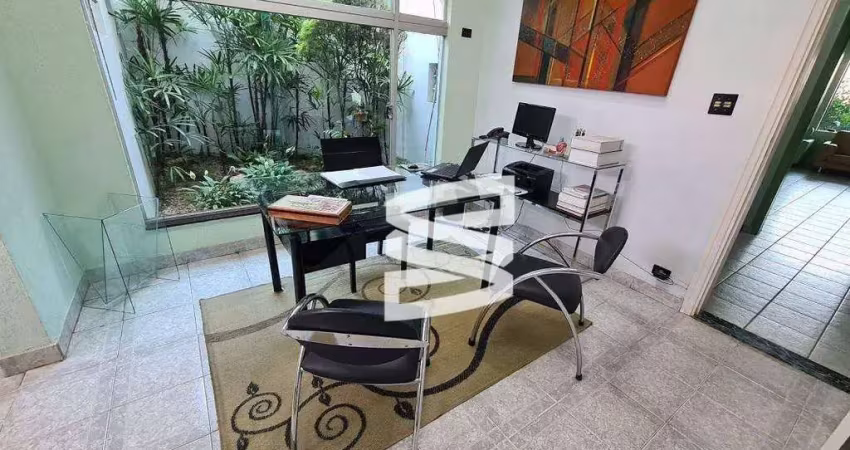 Sobrado para venda em centro de 280.00m² com 4 quartos e 4 garagens