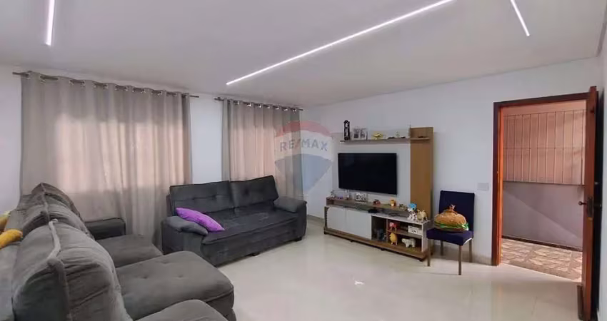 Casa para venda em tulipas de 246.00m² com 3 quartos, 1 suite e 2 garagens