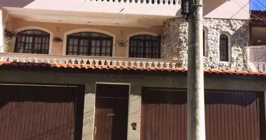 Sobrado para venda em parque três meninos de 250.00m² com 3 quartos, 3 suites e 6 garagens