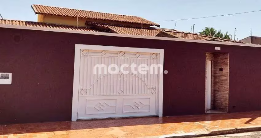 Casa para venda em parque residencial cândido portinari de 161.00m² com 3 quartos, 1 suite e 3 garagens