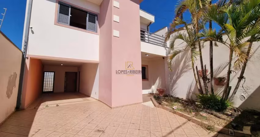 Sobrado para venda em centro de 340.00m² com 4 quartos, 2 suites e 3 garagens