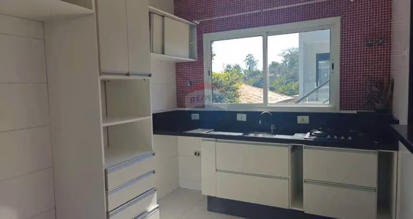 Casa de condomínio para alugar em parque residencial itapeti de 220.00m² com 3 quartos, 1 suite e 2 garagens