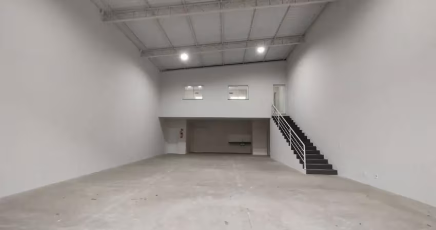 Galpão / depósito / armazém para alugar em loteamento são francisco de 228.00m² com 3 garagens