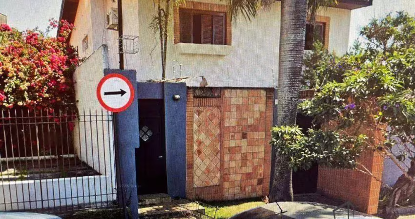 Casa para alugar em jardim faculdade de 345.00m² com 3 quartos, 1 suite e 3 garagens