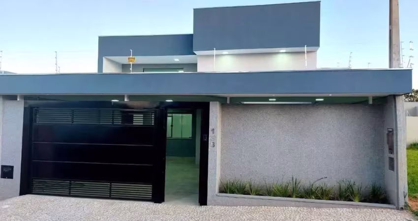 Casa para venda em distrito industrial de 250.00m² com 3 quartos, 1 suite e 3 garagens