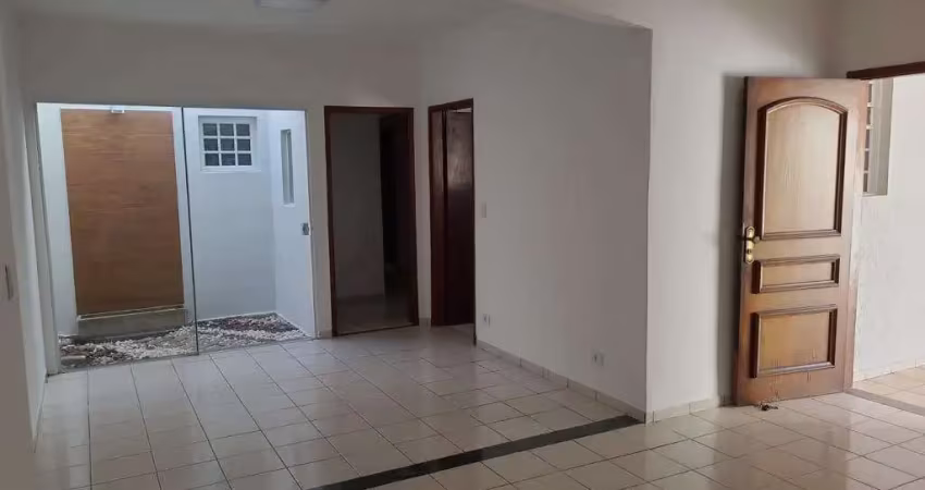 Casa para alugar em bassan de 260.00m² com 5 quartos, 1 suite e 3 garagens