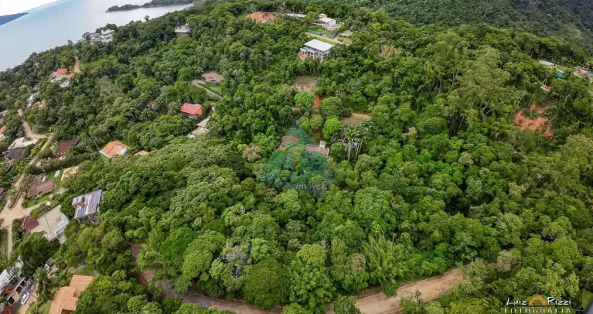 Terreno em condomínio fechado à venda na Praia da Caçandoca, Ubatuba 