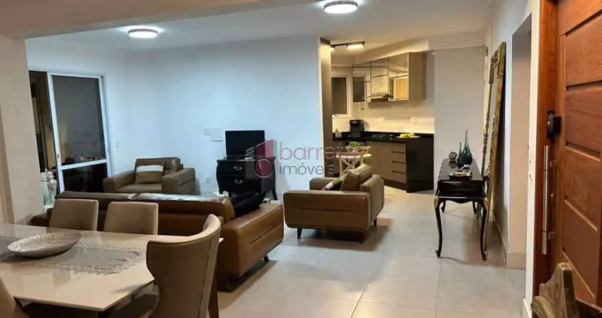 Apartamento para venda em centro de 118.00m² com 3 quartos, 3 suites e 2 garagens