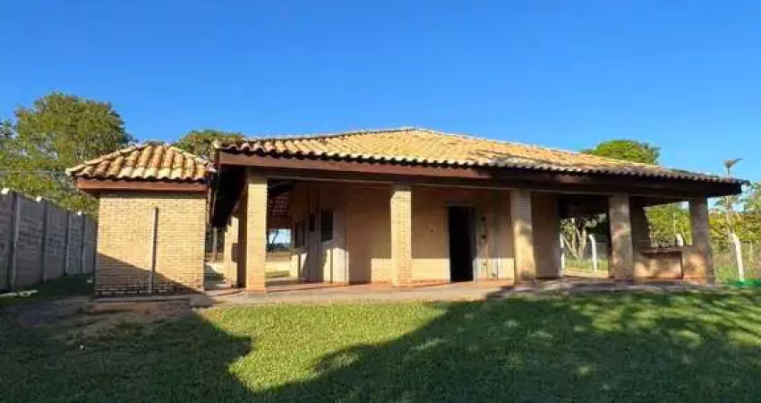 Casa para venda em rural de 0.01m² com 2 quartos e 2 suites