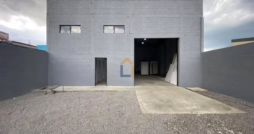 Galpão / depósito / armazém para venda em atuba de 140.00m² com 1 quarto