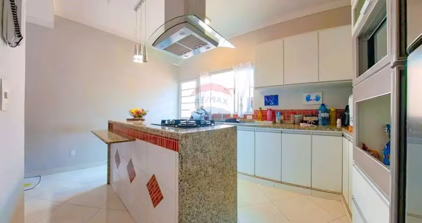 Casa para venda em conjunto habitacional heitor villa lobos de 200.00m² com 3 quartos, 1 suite e 3 garagens