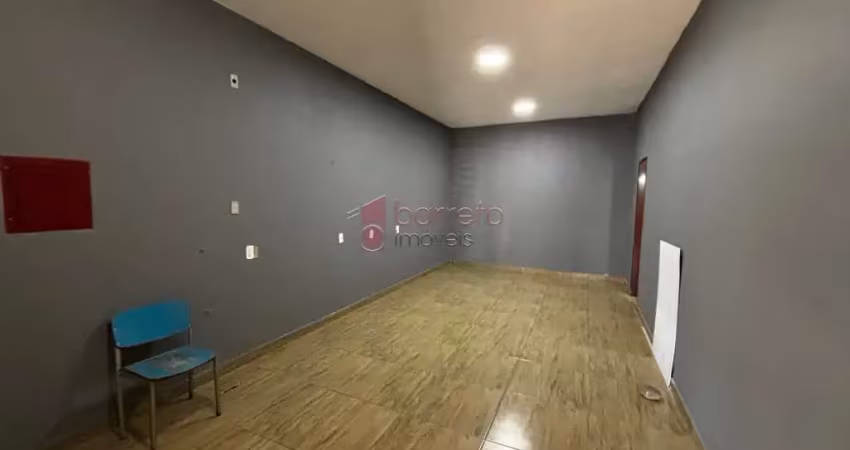 Sobrado para alugar em tulipas de 189.00m² com 2 quartos, 1 suite e 3 garagens