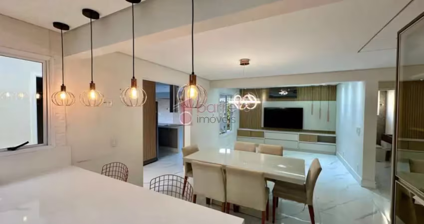 Casa de condomínio para venda em jardim ermida i de 250.00m² com 4 quartos, 4 suites e 5 garagens