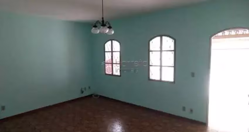 Casa para venda em centro de 131.00m² com 3 quartos, 1 suite e 2 garagens