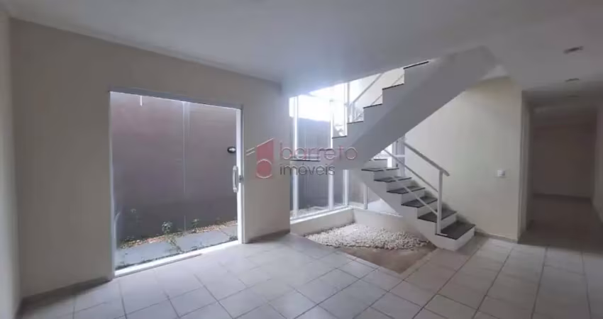 Casa para venda em horto santo antonio de 167.00m² com 3 quartos, 1 suite e 2 garagens
