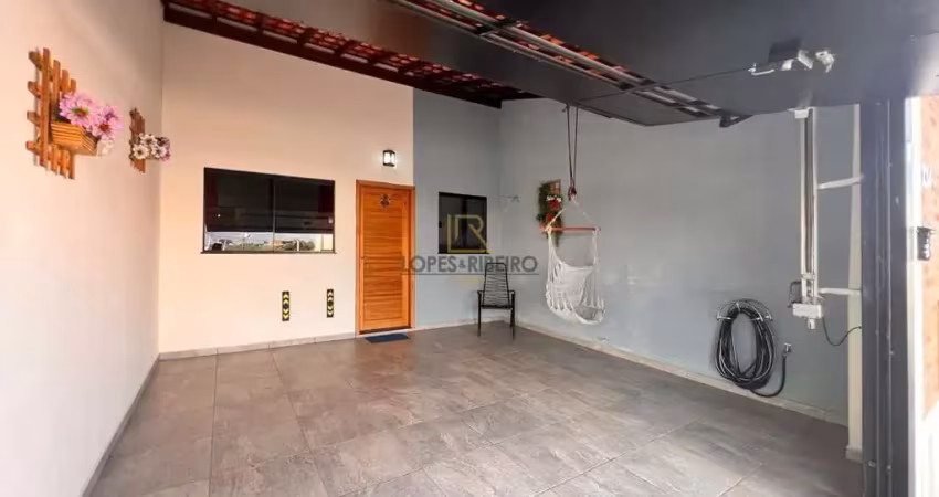 Casa para venda em residencial lívia de 110.00m² com 2 quartos, 1 suite e 2 garagens