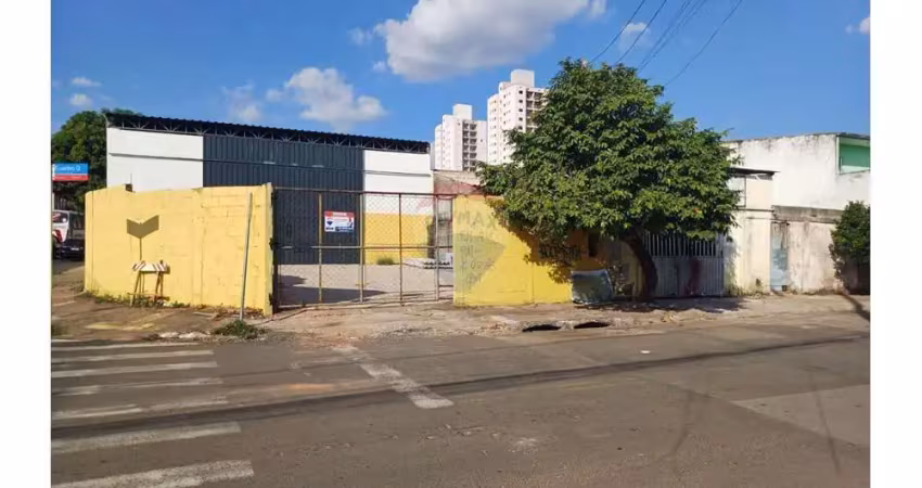 Galpão / depósito / armazém para venda em jardim amanda i de 200.00m² com 4 garagens