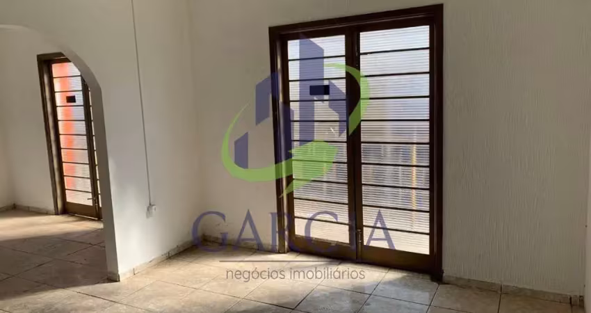 Casa para alugar em centro de 250.00m² com 4 quartos