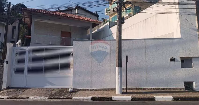 Casa para venda em arujázinho iv de 262.00m² com 3 quartos e 3 suites