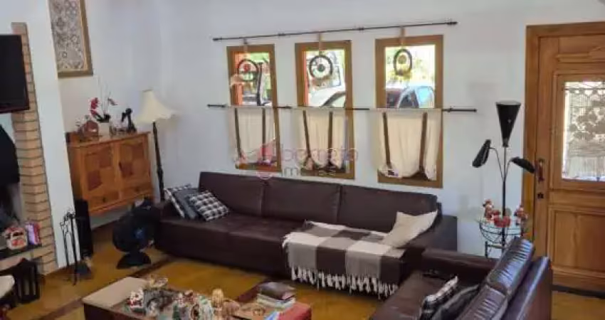 Casa de condomínio para venda em medeiros de 380.00m² com 3 quartos, 1 suite e 6 garagens
