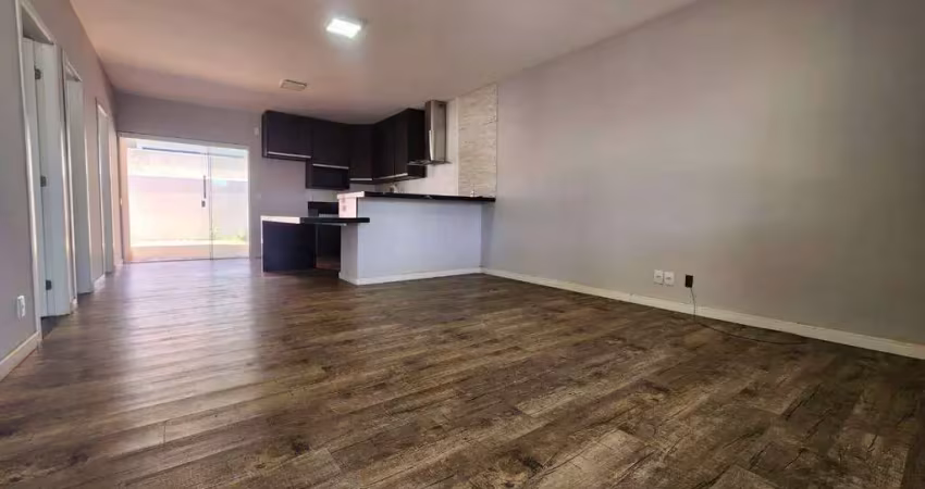 Casa de condomínio para venda em portal da mata de 150.00m² com 3 quartos, 1 suite e 4 garagens