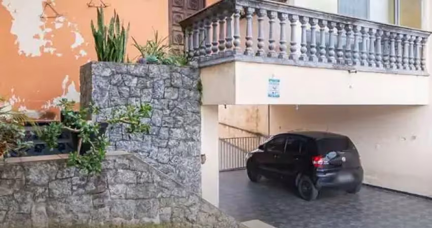 Casa para venda em novo mundo de 184.00m² com 5 quartos e 5 garagens