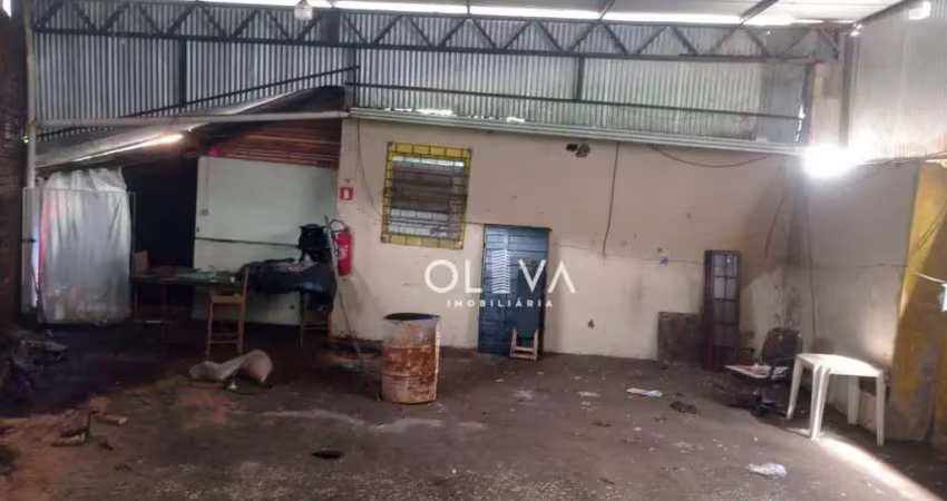 Galpão / depósito / armazém para venda em jardim das oliveiras de 205.00m² com 3 garagens