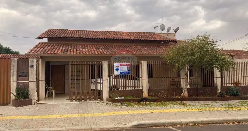 Casa para venda em vila residencial a de 402.00m² com 2 quartos, 1 suite e 4 garagens