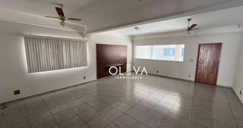 Casa para venda e aluguel em mançor daud de 300.00m² com 3 quartos, 3 suites e 4 garagens
