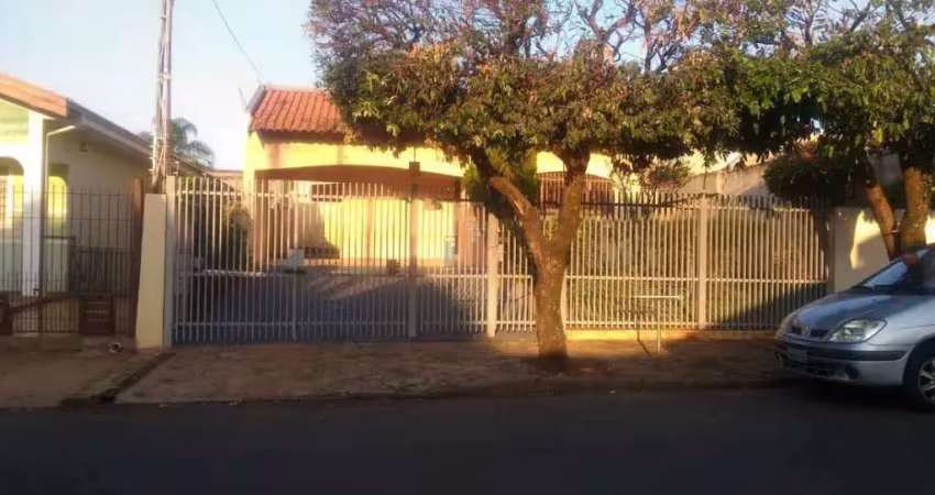 Casa para venda em vila carolina de 154.00m² com 3 quartos, 1 suite e 5 garagens