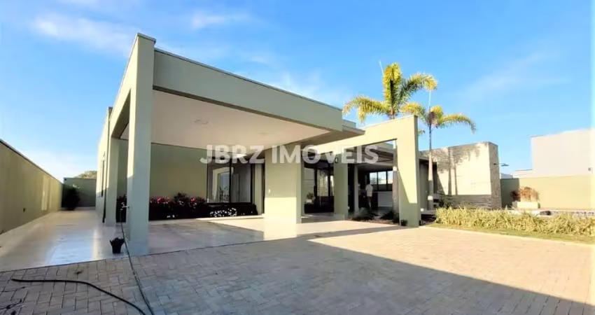 Chácara para venda em terras de itaici de 261.00m² com 3 quartos, 3 suites e 8 garagens