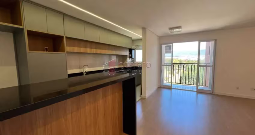 Apartamento para alugar em jardim carolina de 82.00m² com 3 quartos, 1 suite e 1 garagem