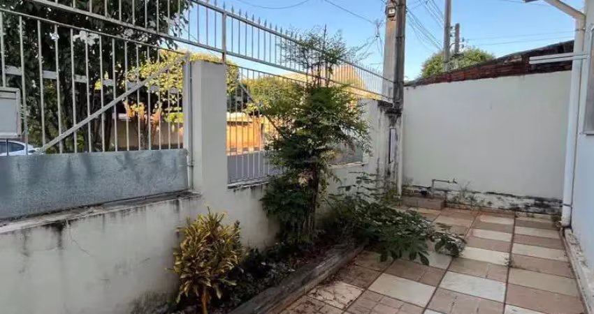 Casa com 2 quartos à venda na Rua Rodrigues Alves, **, Residencial José Arzani, Coroados