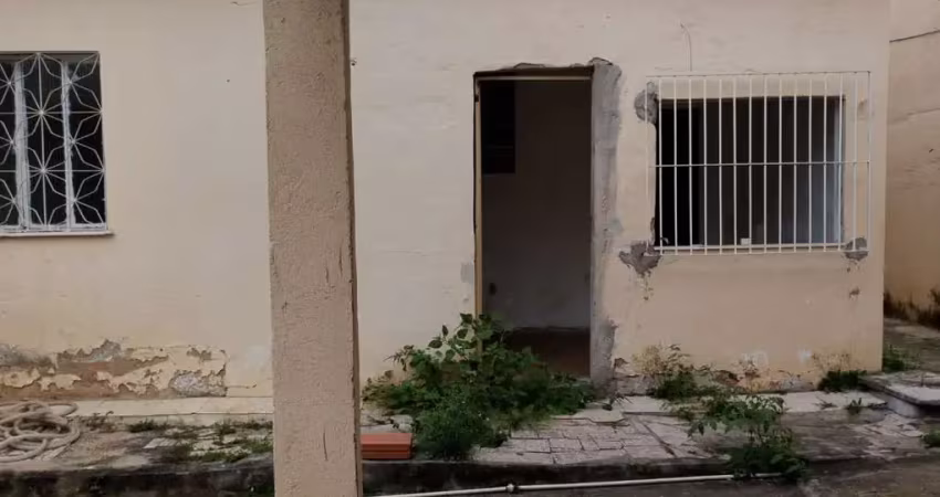 Casa para venda em vicente de carvalho de 55.00m² com 2 quartos e 3 garagens