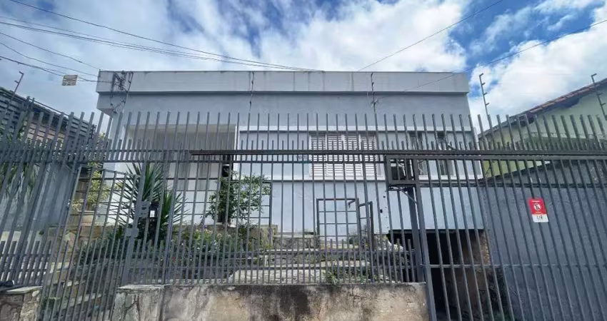 Casa para venda em colégio batista de 220.00m² com 3 quartos, 2 suites e 2 garagens