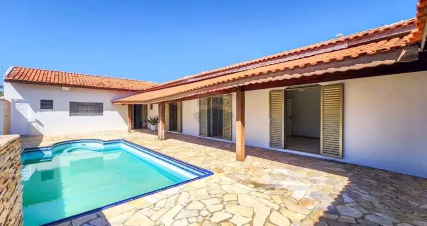 Casa para venda em park residencial convívio de 259.00m² com 3 quartos, 1 suite e 5 garagens