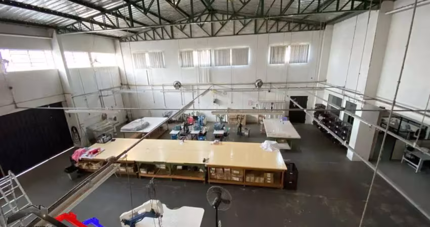 Sala comercial para venda em tietê de 1370.00m² com 10 garagens