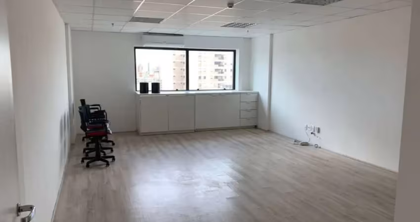 Sala comercial para venda e aluguel em centro de 65.00m²