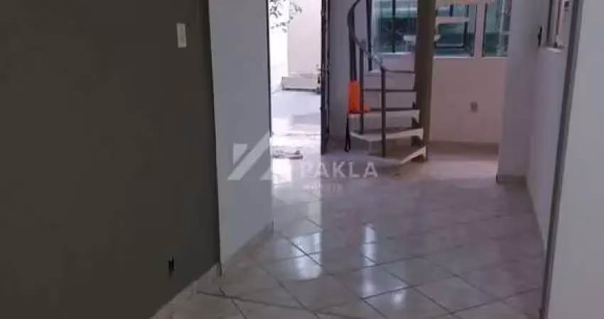 Sobrado para alugar em parque sevilha de 150.00m² com 3 quartos e 1 garagem
