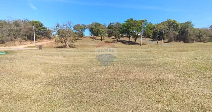 Terreno à venda no Centro, Pardinho 