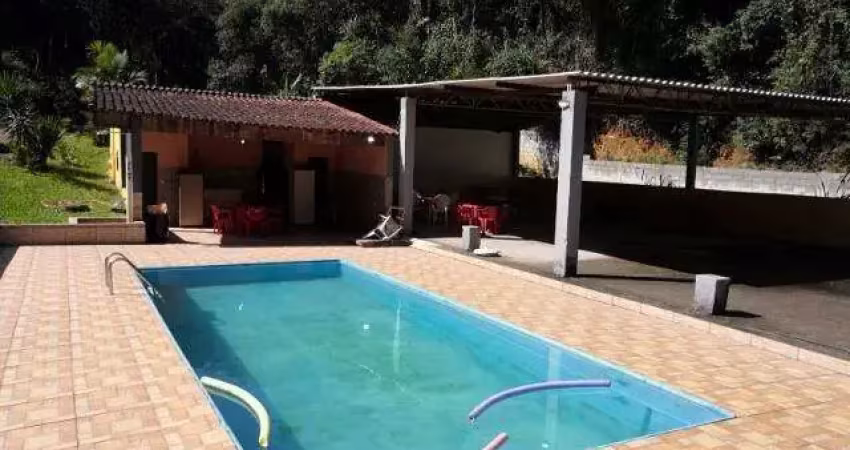 Chácara para venda em água azul de 5000.00m² com 3 quartos, 1 suite e 4 garagens
