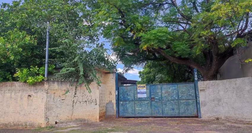 Galpão / depósito / armazém para venda em centro de 900.55m²