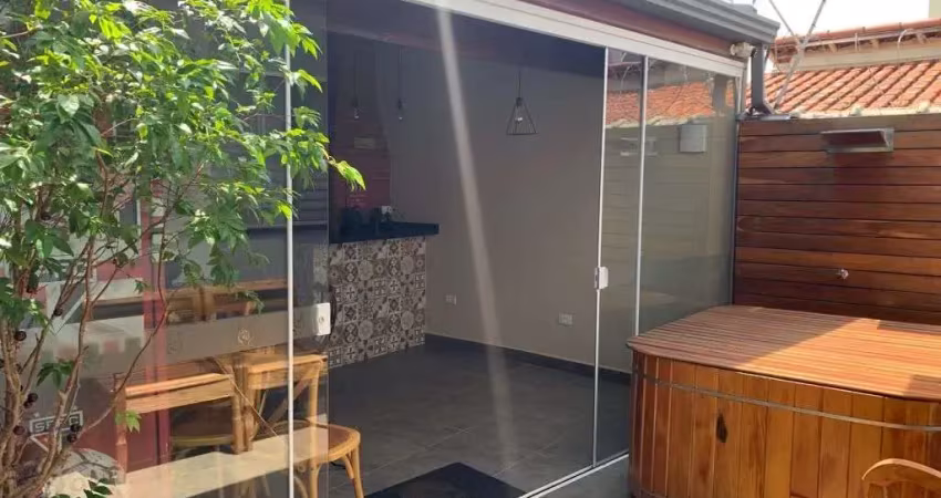 Casa para venda em centro de 141.00m² com 3 quartos, 1 suite e 2 garagens