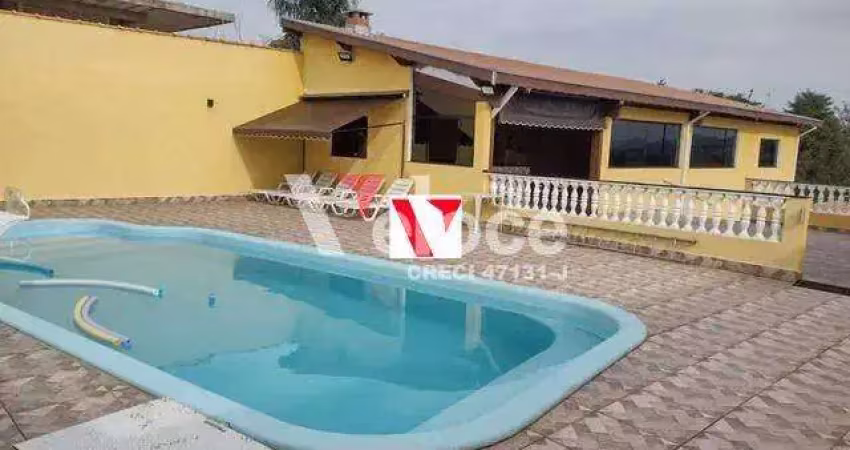 Chácara para venda em loteamento chácaras ingrid de 1385.00m² com 4 quartos, 2 suites e 15 garagens