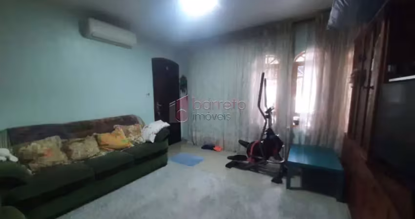 Casa para venda em vila galvão de 151.00m² com 5 quartos, 1 suite e 2 garagens