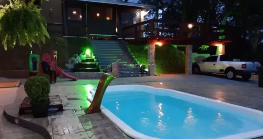 Chácara para venda em água das flores de 136.00m² com 1 quarto, 1 suite e 1 garagem
