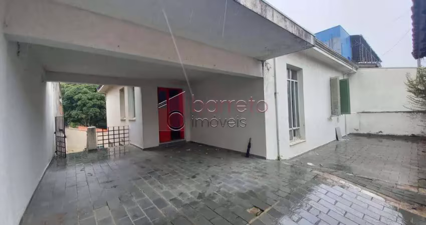 Sobrado para venda em vila municipal de 316.00m² com 3 quartos, 1 suite e 3 garagens